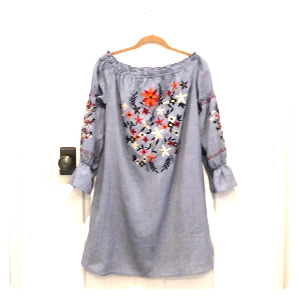 Listicle embroidered dress
